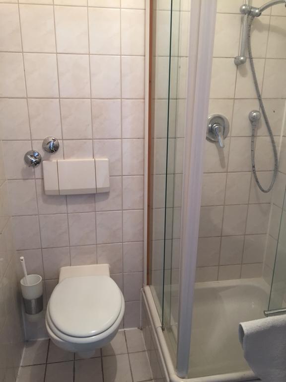 Motels21 Sersheim Værelse billede