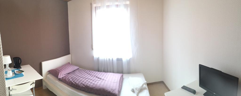 Motels21 Sersheim Værelse billede